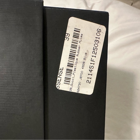 Gucci Women's Blue Slide Sandals - Picture 9 of 10